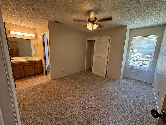 9496 N Sharon Ave — Photo 12