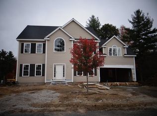 4 Pine Meadow Rd, Medway, MA 02053