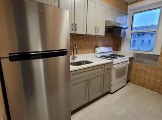 521 55th St #3, Brooklyn, NY 11220