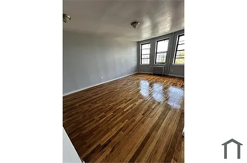 2 Van Cortlandt Park Ave Photo 1