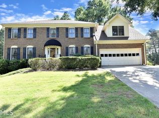 860 Eagle Crossing Dr, Lawrenceville, GA 30044