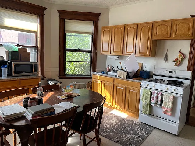 209 Hamilton St #1L — Photo 3