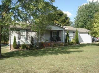 380 Sherwood Dr, McMinnville, TN 37110