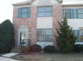 315 Cobblestone Ln, Lancaster, PA 17601