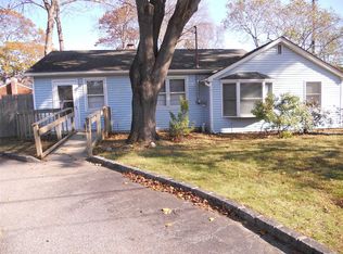 177 King Rd, Rocky Point, NY 11778