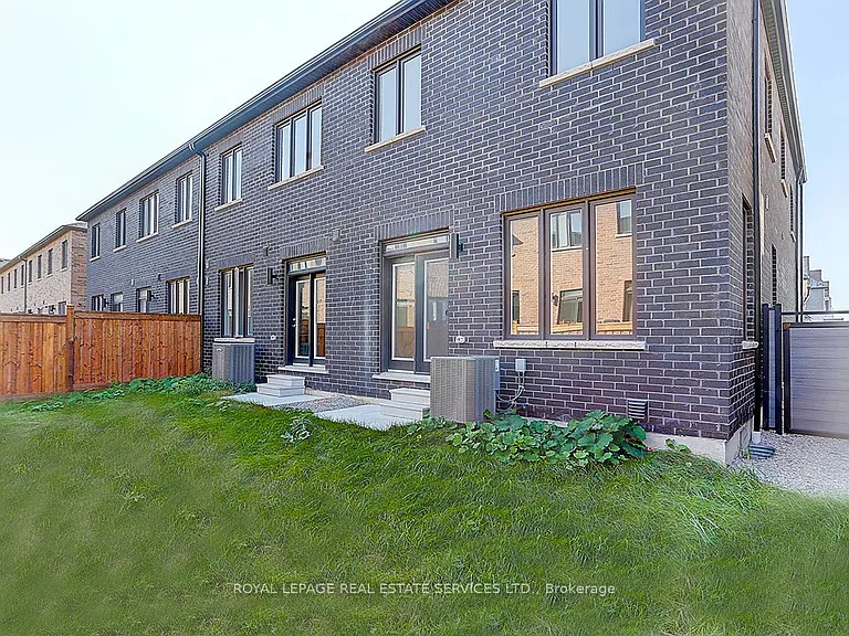 44 Hewison Ave — Photo 33