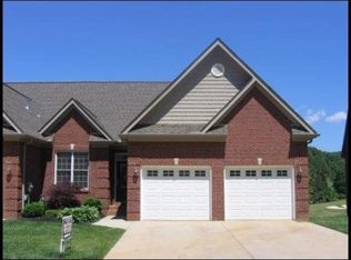 131 Waterford Cir, Lenoir City, TN 37772