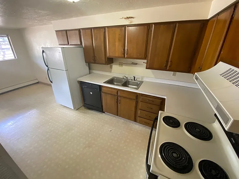 716 Ford Dr — Photo 10