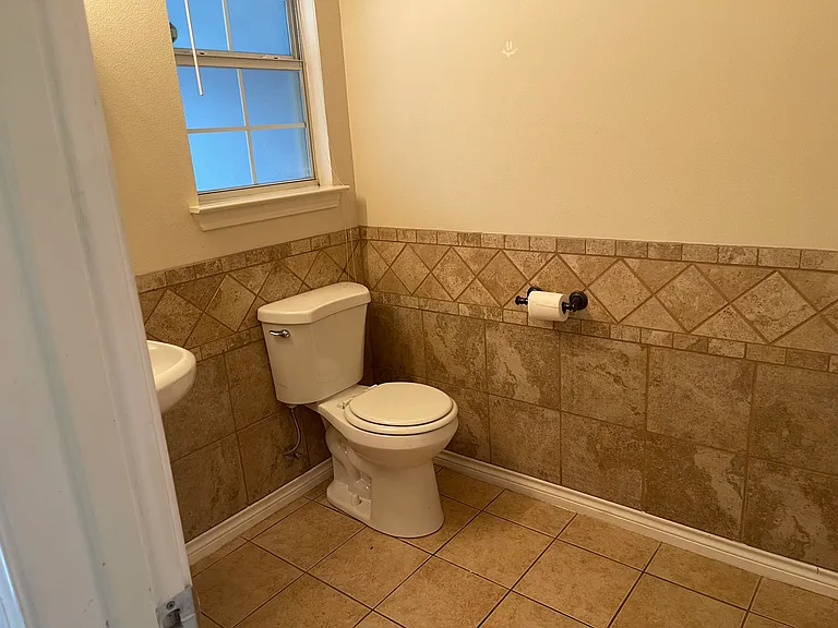 12641 Oceanside Dr — Photo 9
