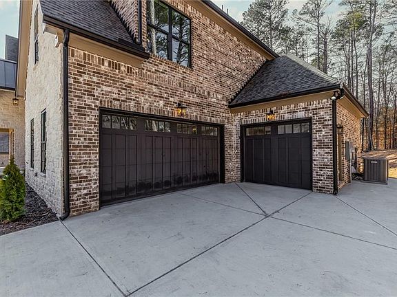 3rd image of 1258 Prospect Rd