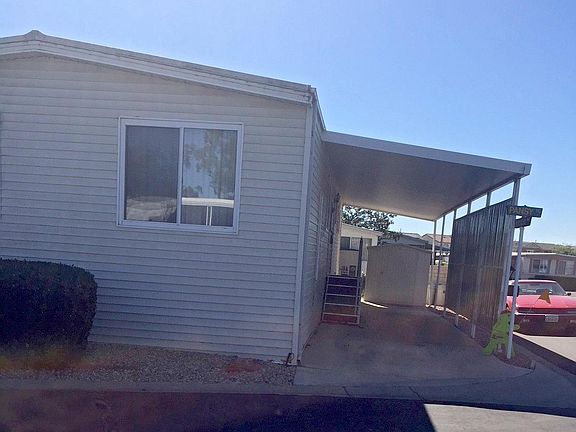 2nd image of 84 Pansy Pl #84