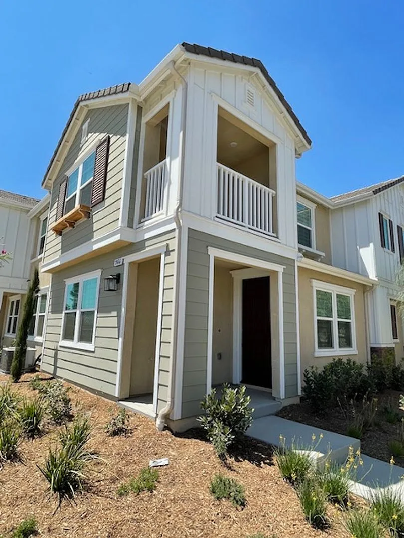 Building Photo - 3966 E Coronado Privado