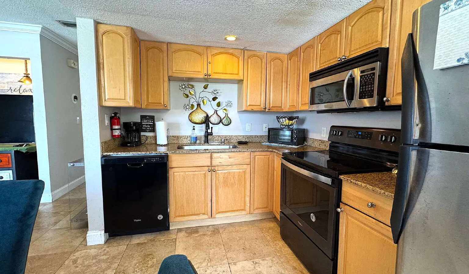 2 bed, 750 sqft, $1,500 — Photo 3