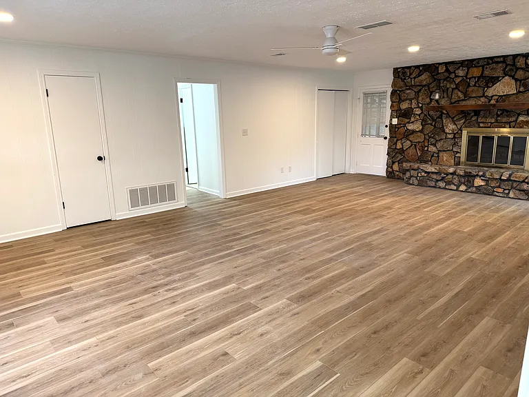 6502 Bradford Dr — Photo 8