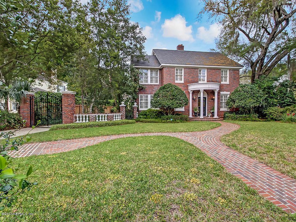 1st image of 723 N Alhambra Dr
