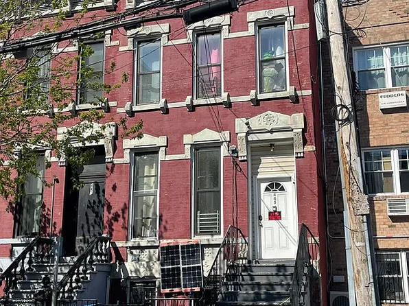 445 E 139th St, Bronx, NY 10454