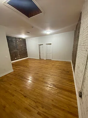 Rented by JB Mac Real Estate Inc. | media 6