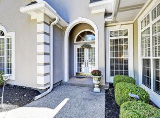 5705 Timber Ridge Dr, Prospect, KY 40059