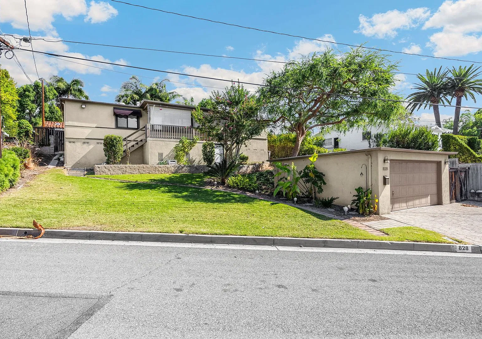 Charming 3 Bedroom 2 Bathroom Home w/ Detached Garage — Photo 1