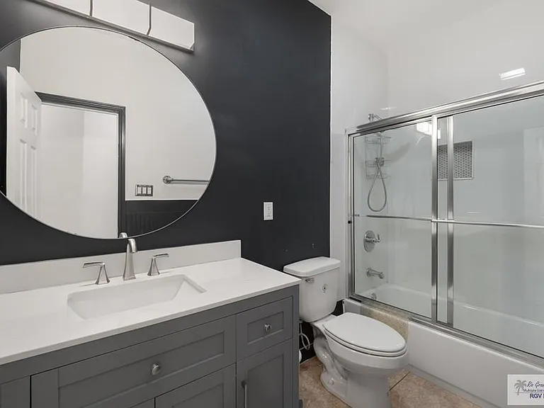5684 Heron Cove Ln — Photo 12