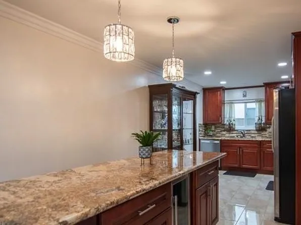 (undisclosed Address), Los Angeles, CA 90061