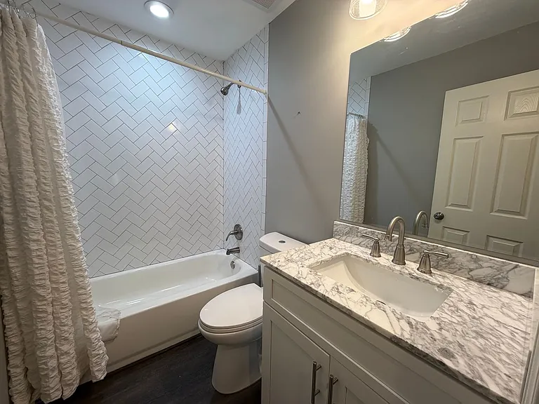 32 Lovers Ln NE — Photo 16