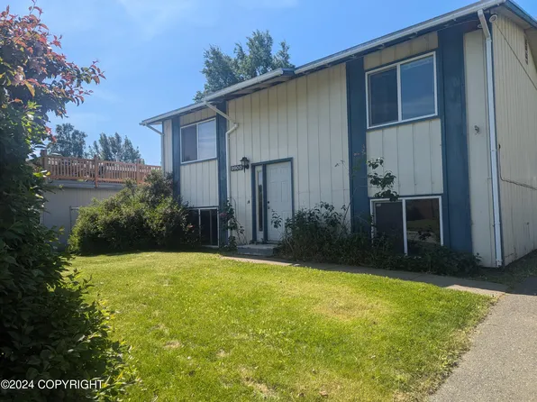 9900 Whitefish Cir, Anchorage, AK 99515
