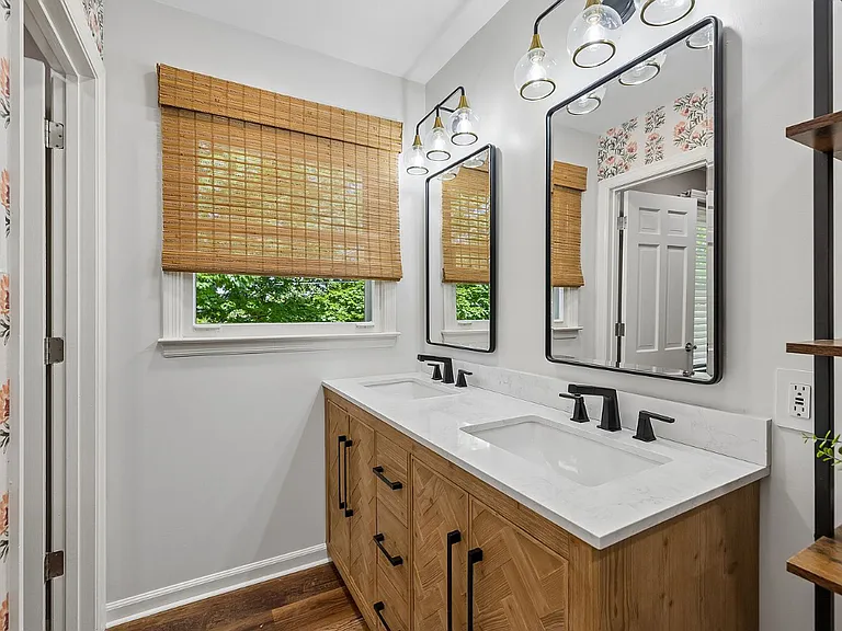 1216 King Arthur Rd — Photo 15