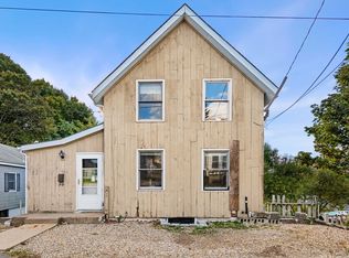 7 Springfield St, Gloucester, MA 01930