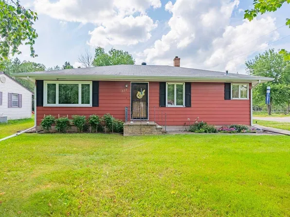 327 S 2nd St E, Aurora, MN 55705