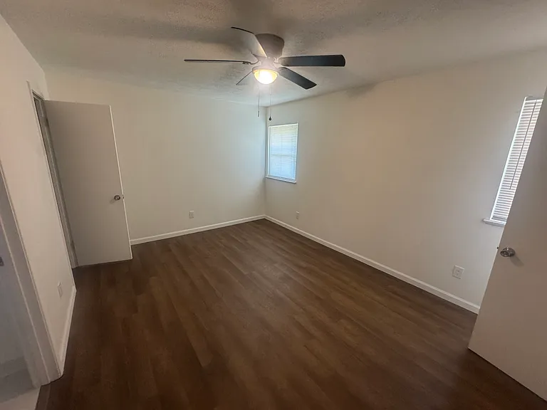 5637 Comer Dr — Photo 30