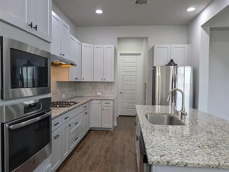 3112 Bouchette Cv — Photo 10