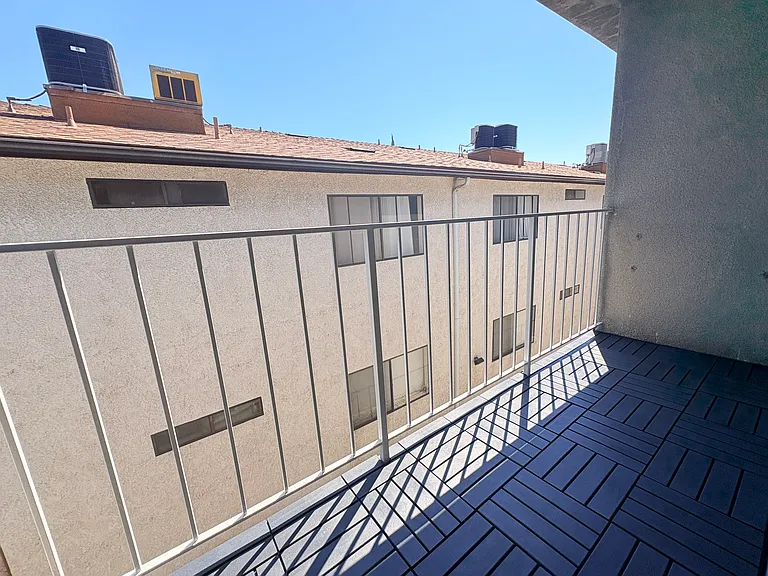 311 E Cedar Ave #210 — Photo 16