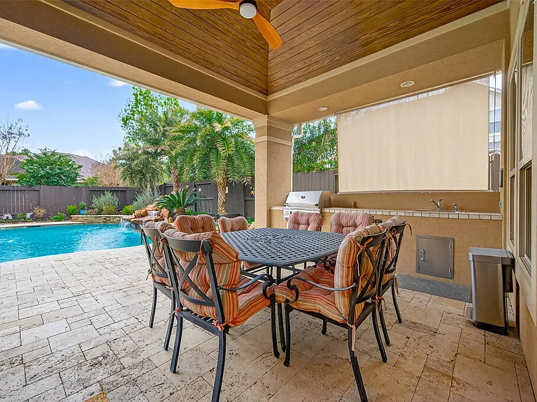 7414 Dayhill Dr — Photo 44