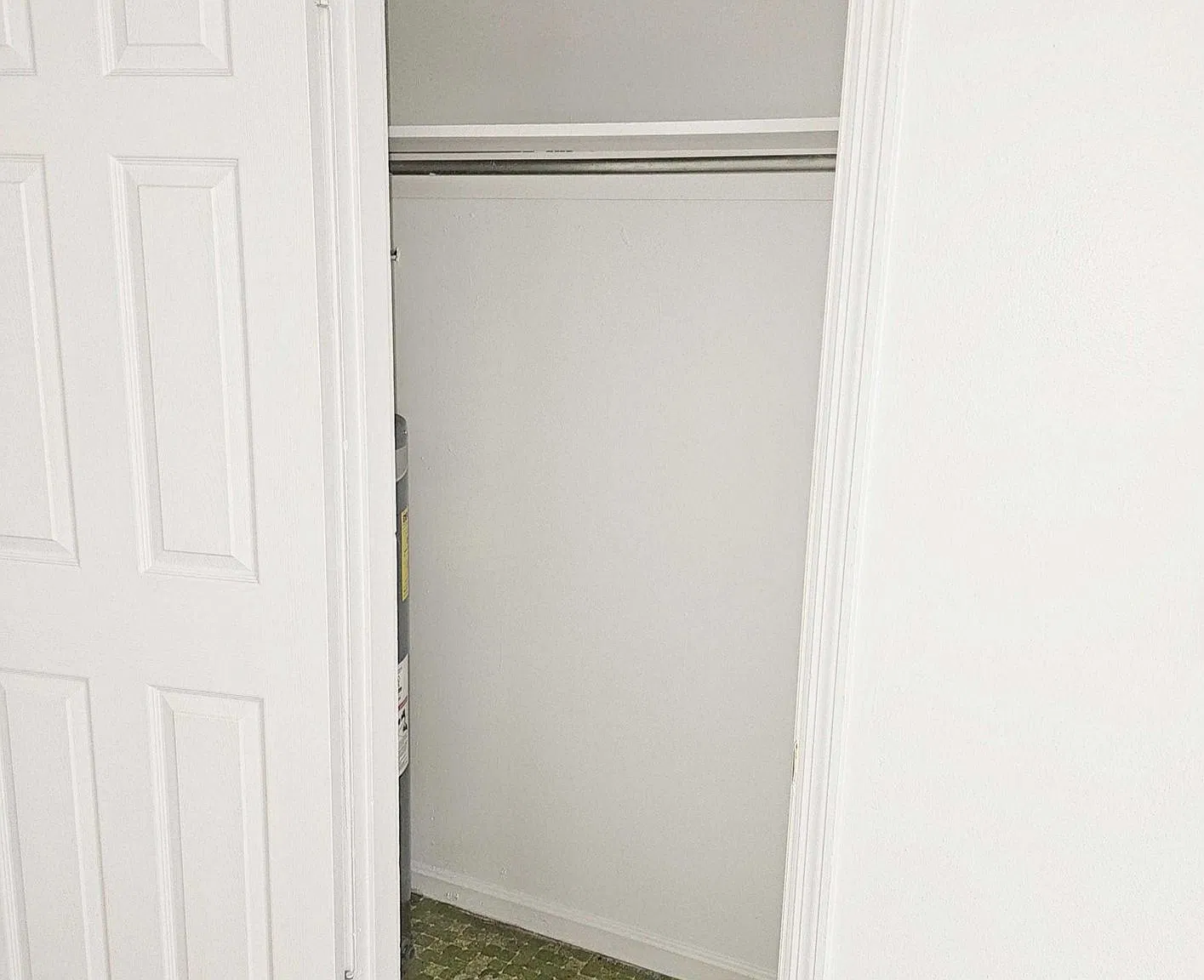 Highview Apartments — Photo 4