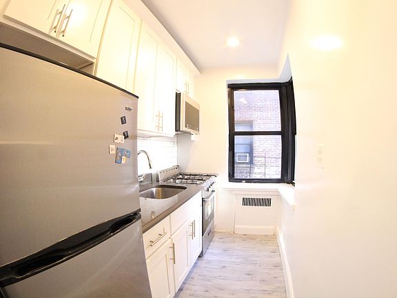 4th image of 1150 Grand Concourse #5N-1