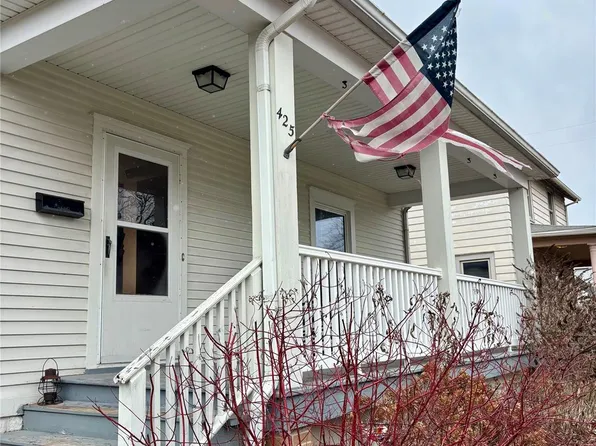 425 Fern Ct, Monroe, MI 48162