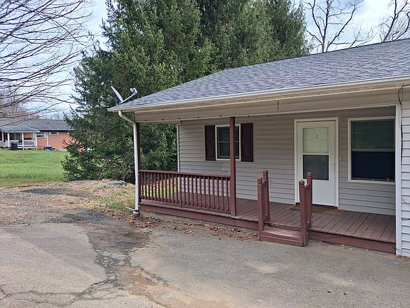 3rd image of 607 Mountain Ave #1