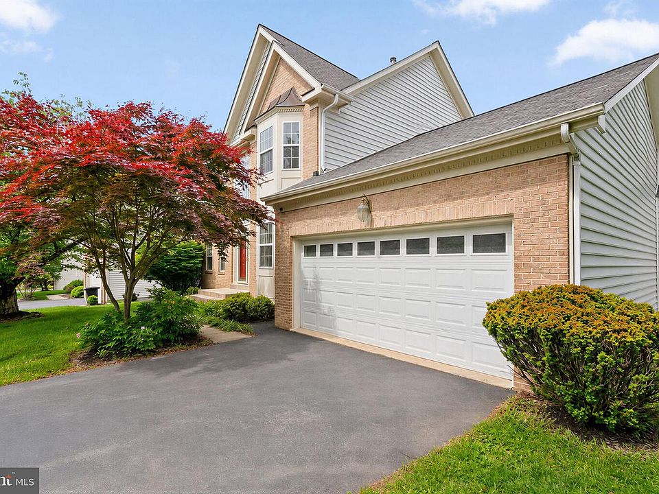 1st image of 11405 Crownwood Ln
