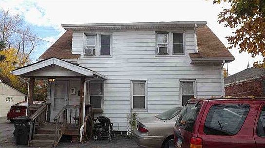 2nd image of 339 Northfield Rd