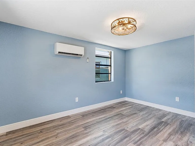 113 145th Ave E #3 — Photo 8