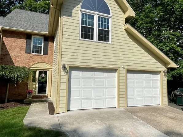 13 Hamilton Pl, Charleston, WV 25314