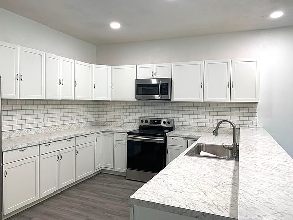 5th image of 745 Kentucky St