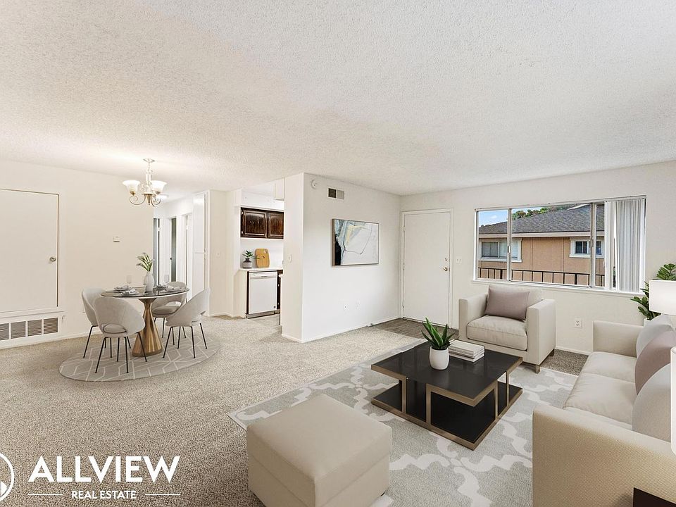1st image of 32128 Paseo Carolina