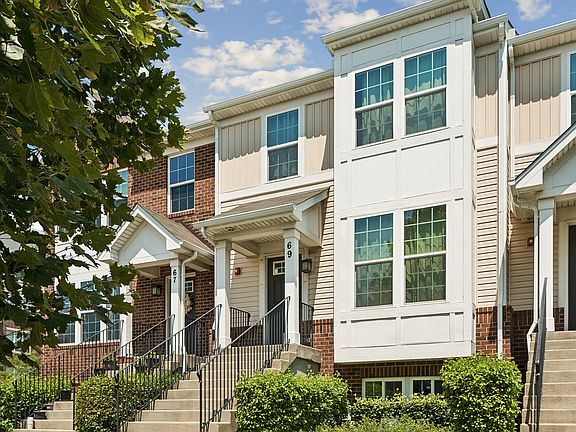 2nd image of 69 Nicholas Dr W