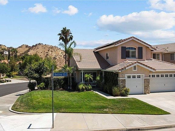 2nd image of 27713 Bettina Ct