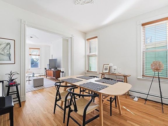 5th image of 373 Ogden Ave #2