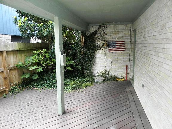 4th image of 9311 Portal Dr