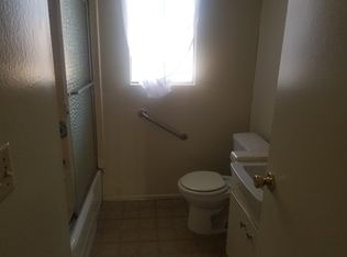 1598 W Wesley Pl, Hemet, CA 92543