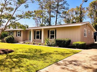 214 Rochelle Dr, Morehead City, NC 28557